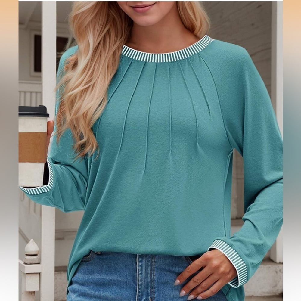 Teal Long Sleeve Women's Top NWOT Size Small - Picture 3 of 3